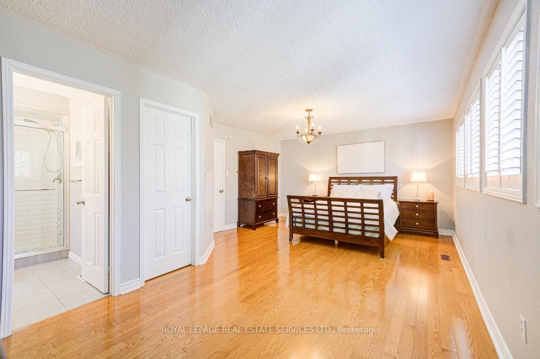 5726 Tayside Crescent photo 18