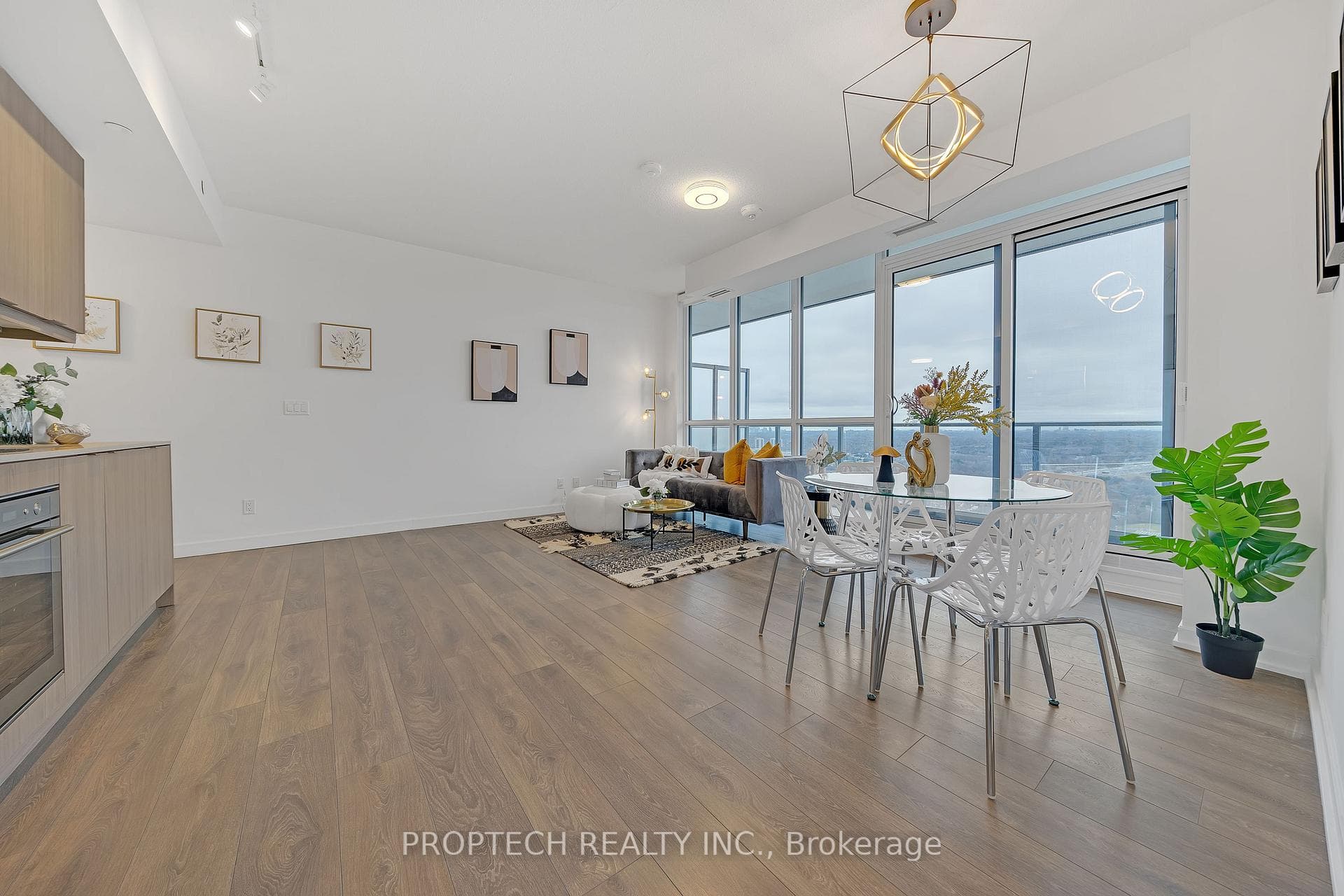 38 Forest Manor Road Unit 2309 photo 4