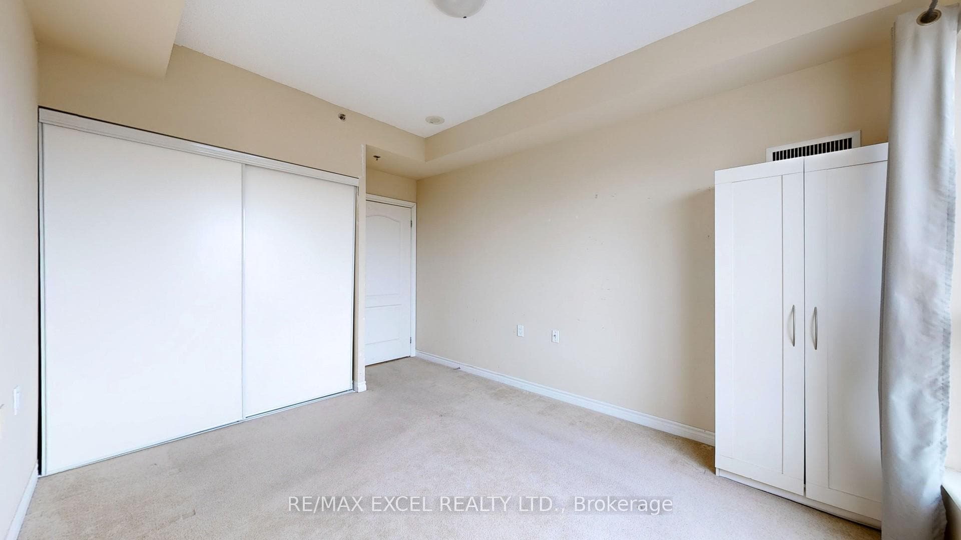 810 Scollard Court Unit 1201 photo 13