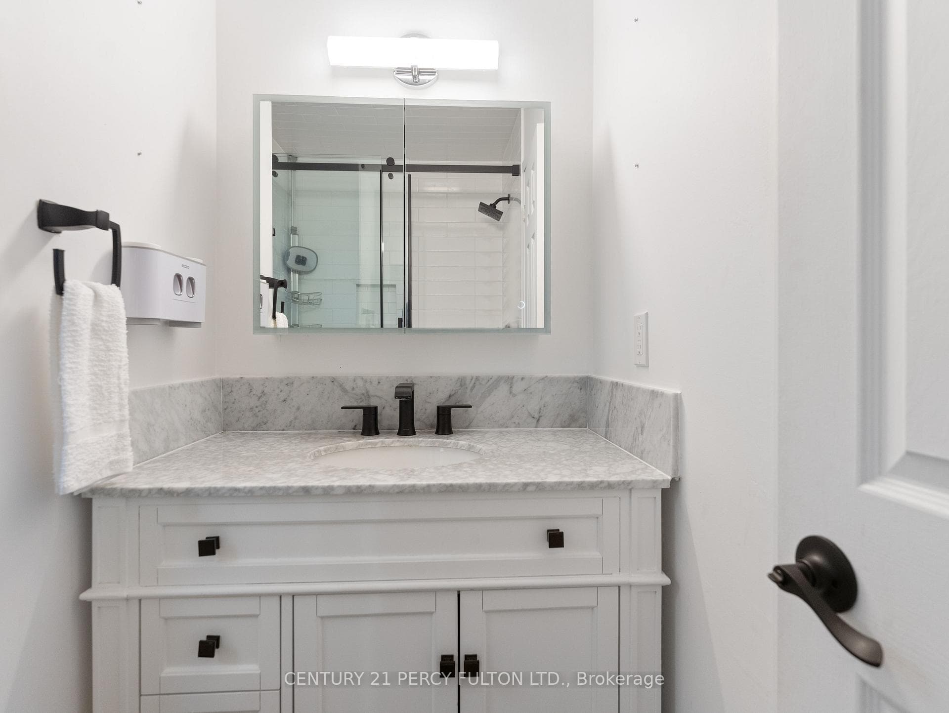 916 Rambleberry Avenue photo 28
