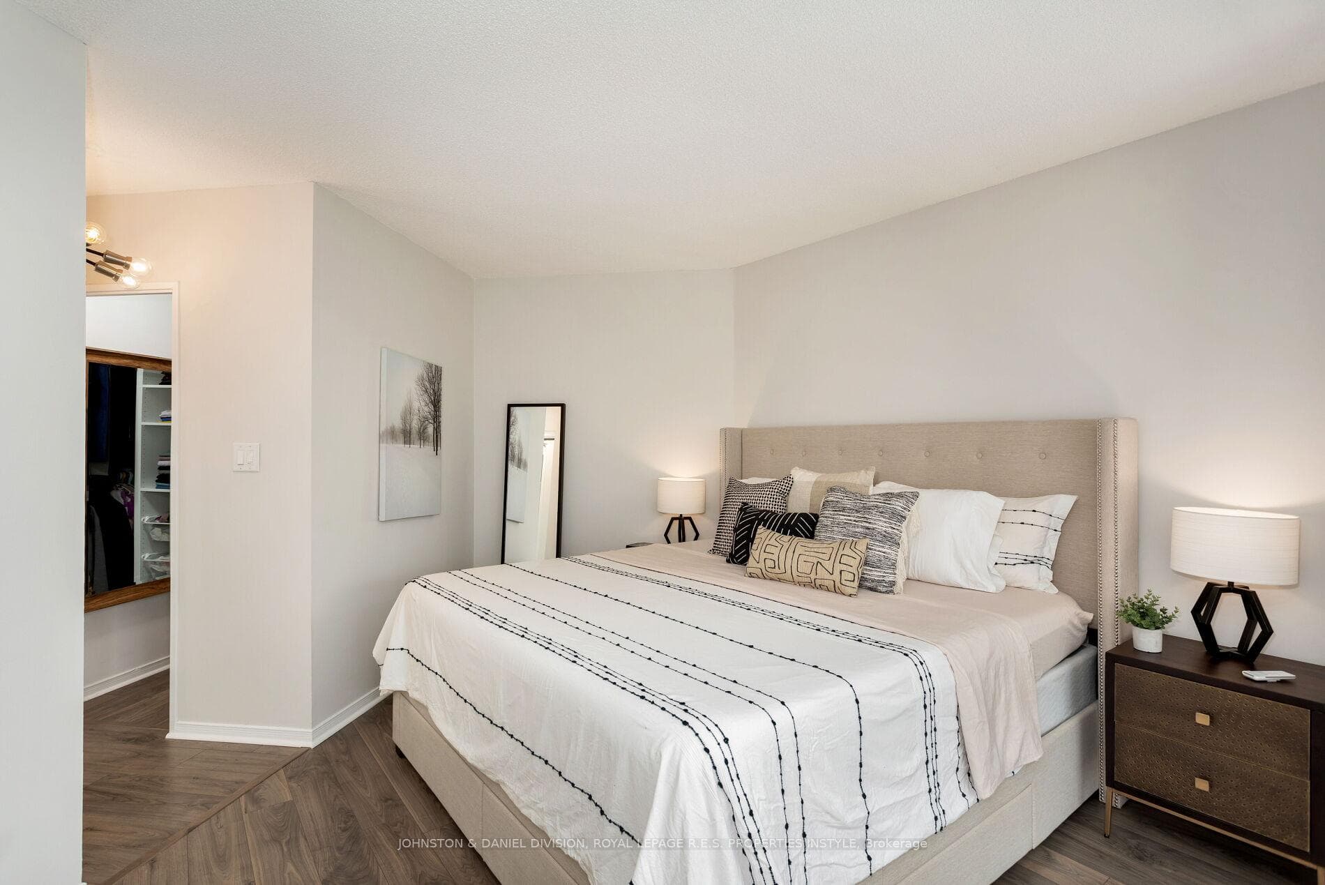 2261 Lake Shore Boulevard Unit 921 photo 30