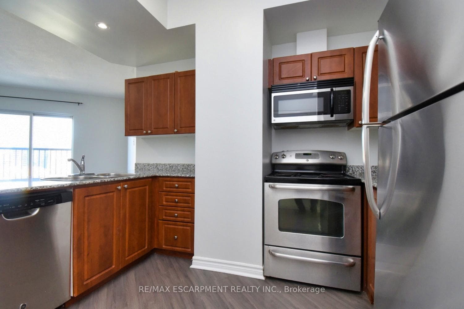 135 James Street Unit 1015 photo 11