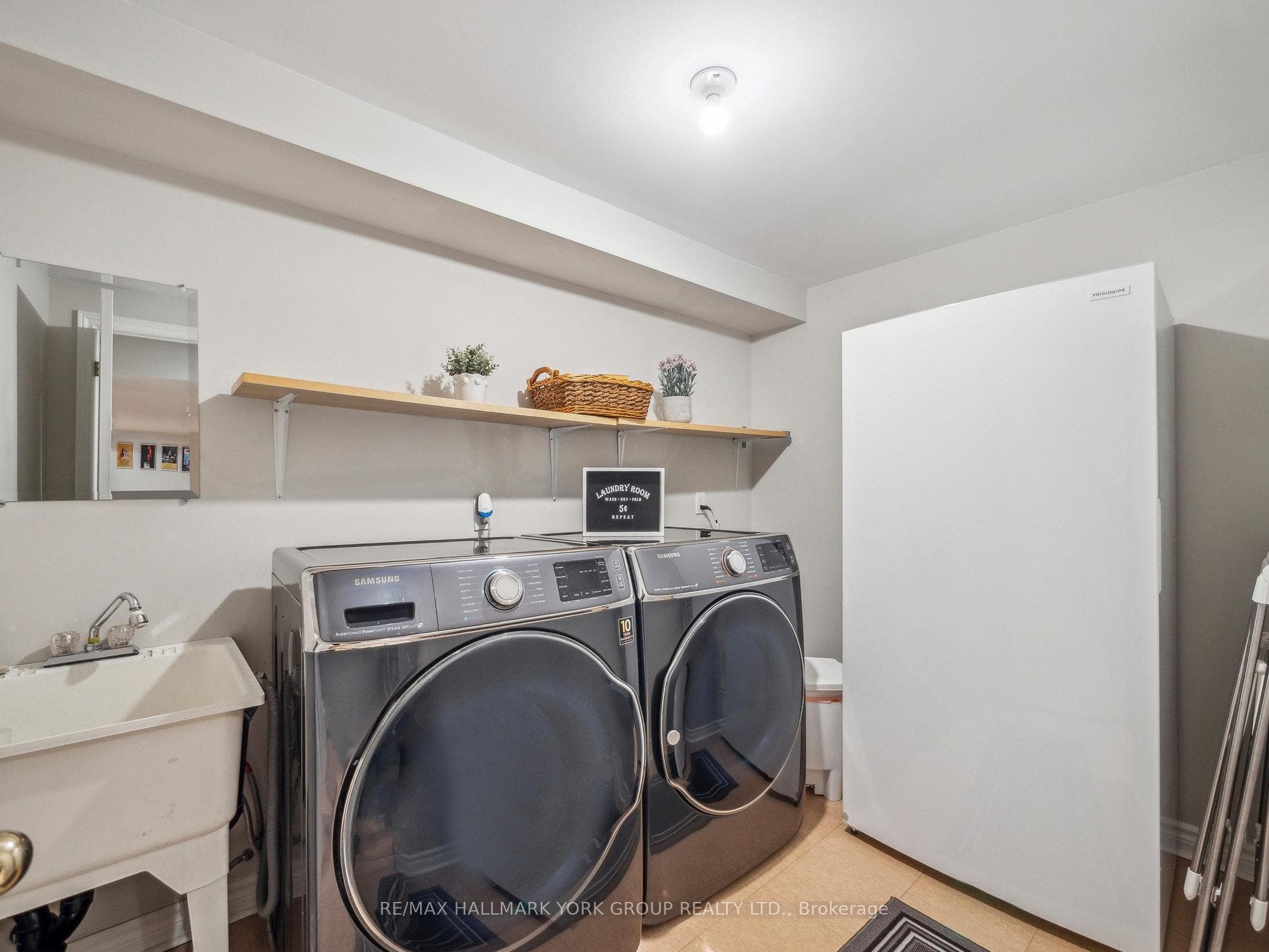 190 Harding Boulevard Unit 14 photo 22