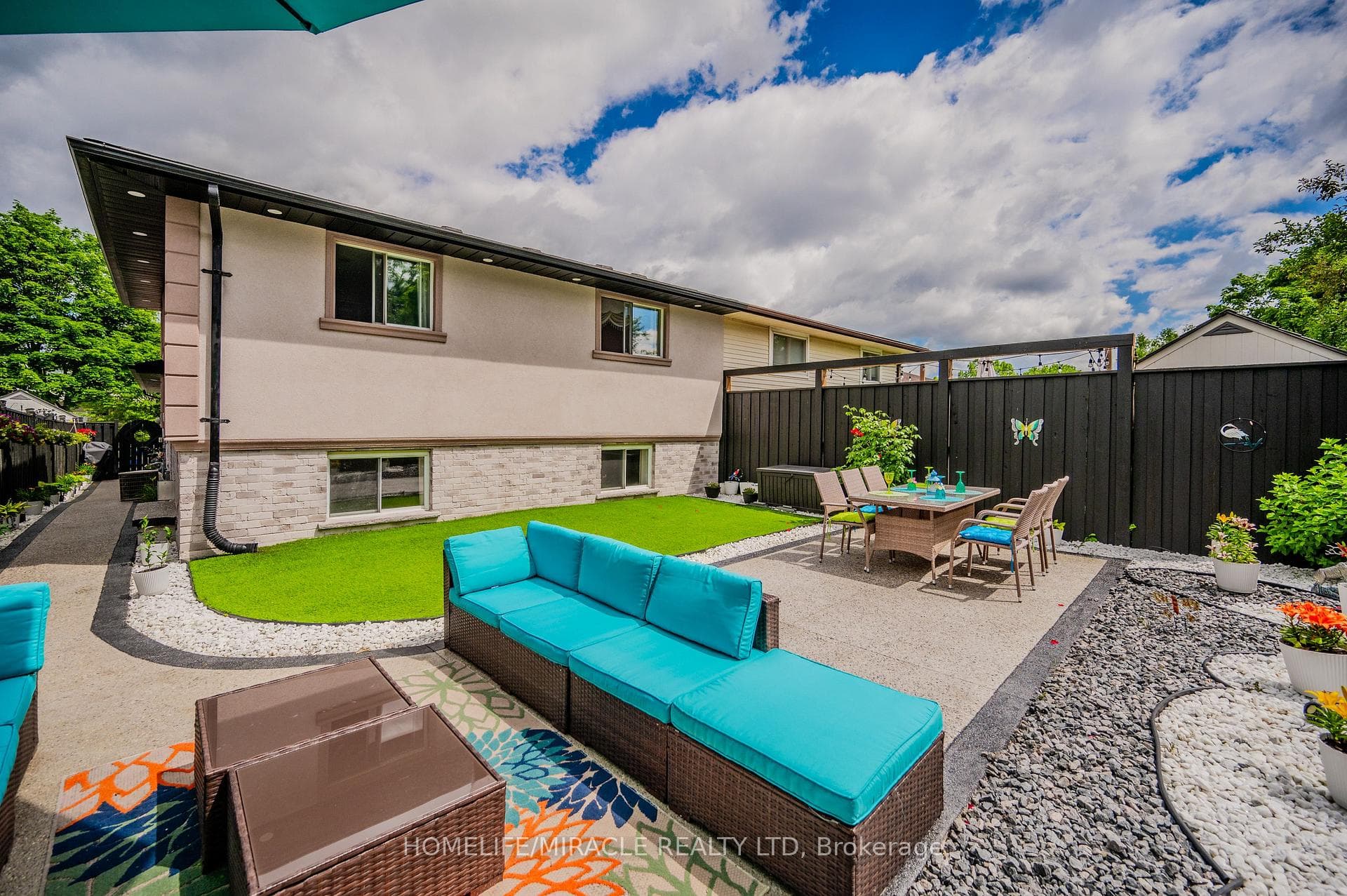 9 Wendy Crescent photo 36