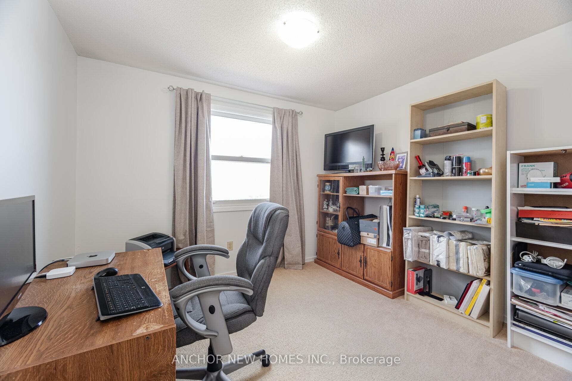 83 Douglas Haig Drive photo 36
