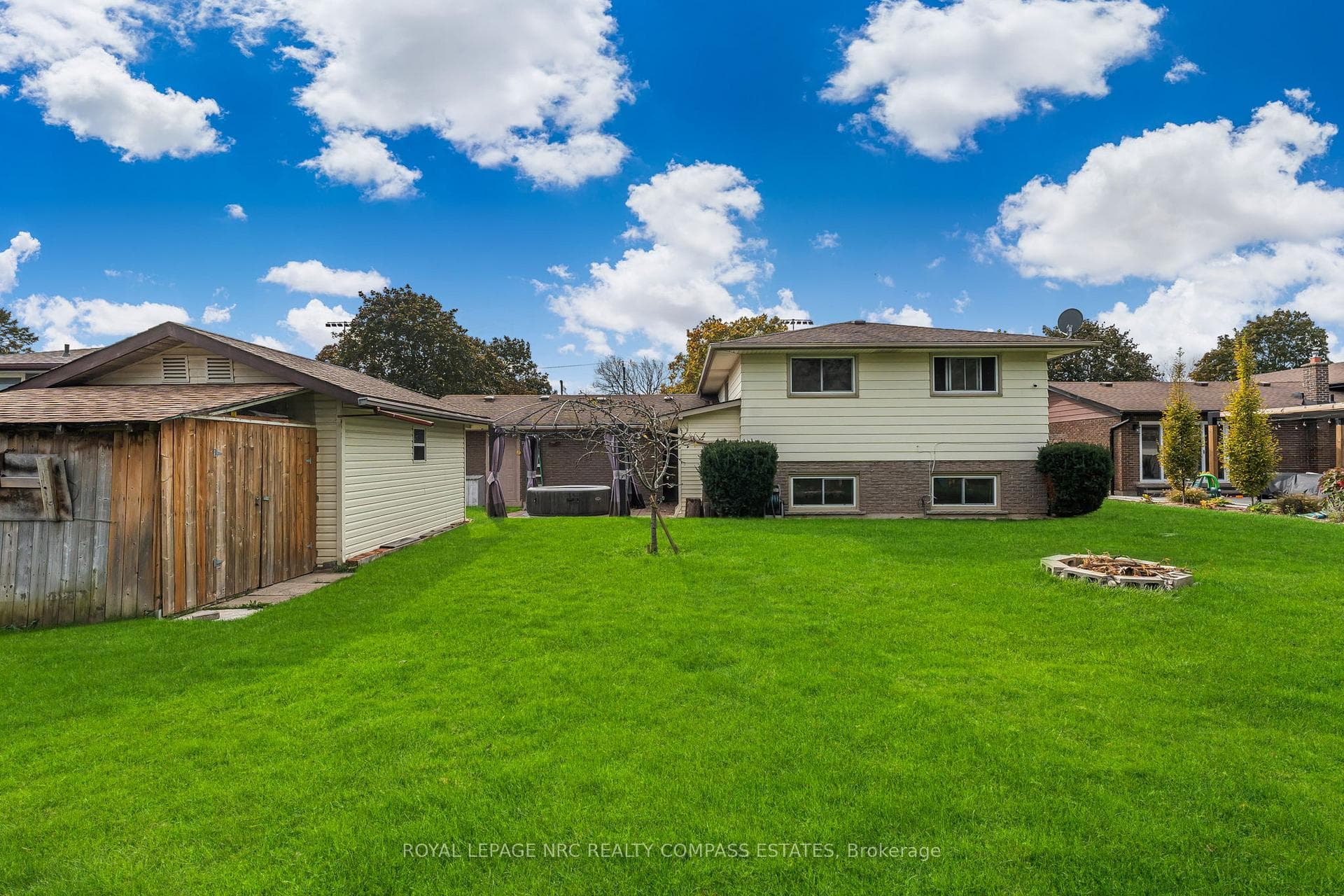 20 Prince Philip Drive photo 38
