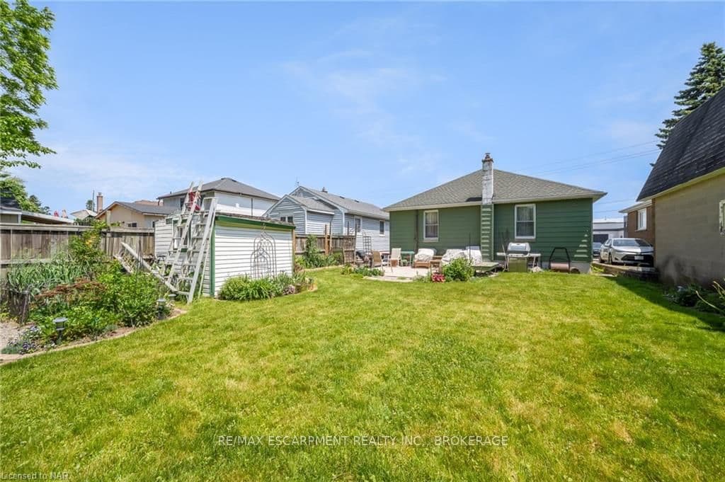 4189 CARROLL Avenue photo 8