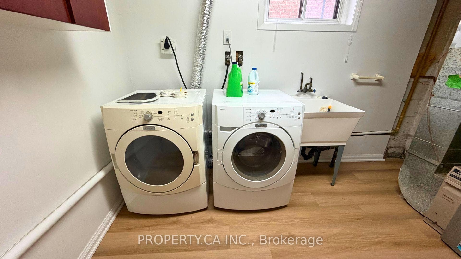 46 Hove Street Unit Lower Level photo 16