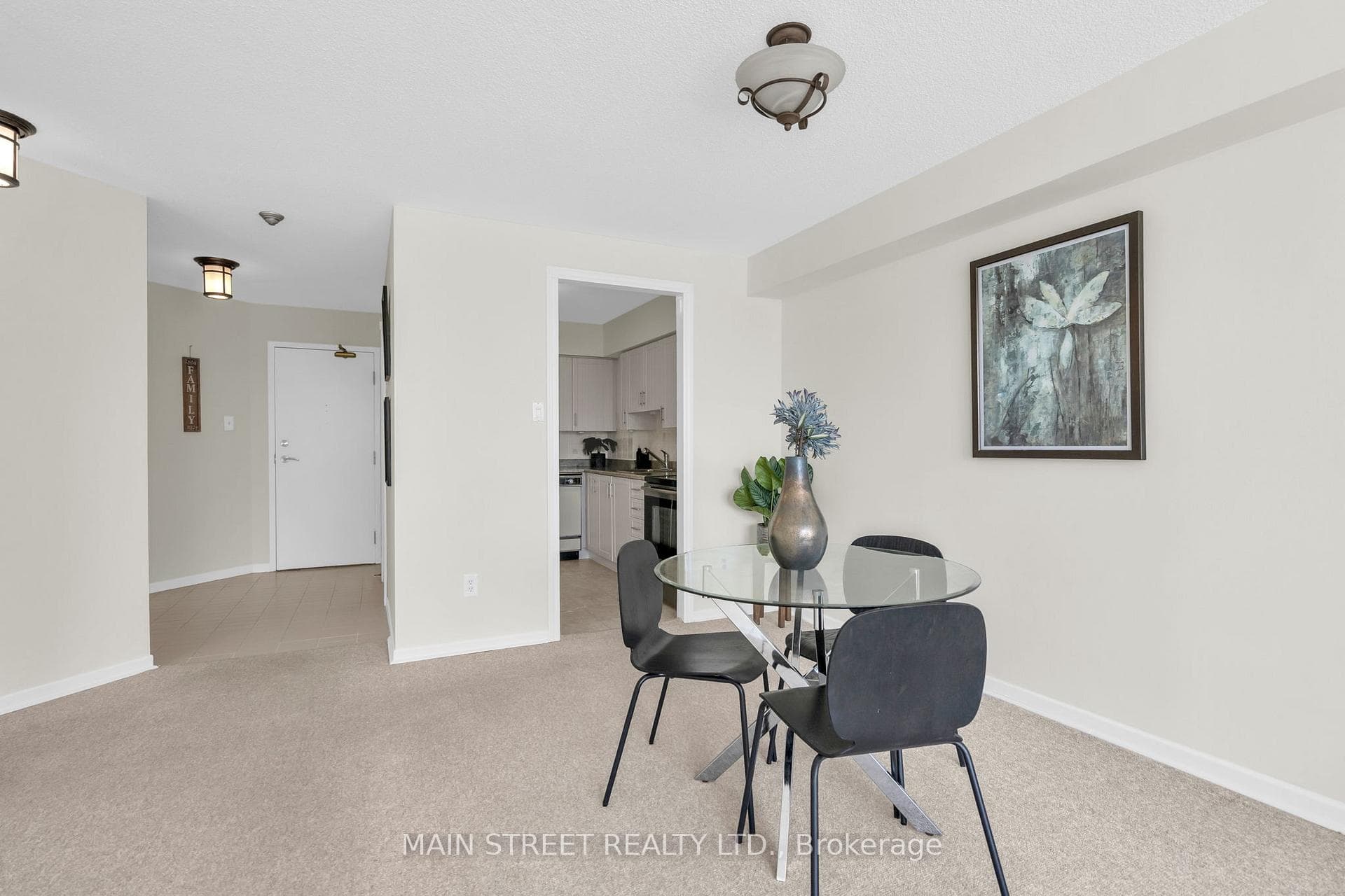 250 Davis Drive Unit 403 photo 8