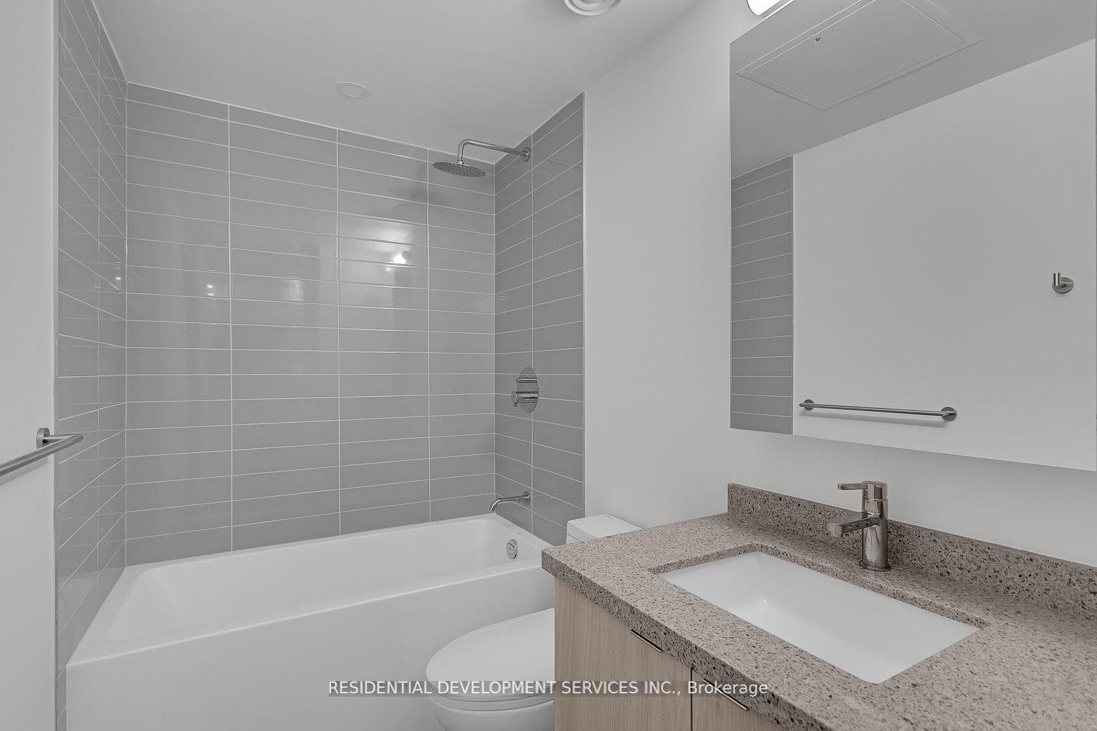 8868 Yonge Street Unit 316E photo 11