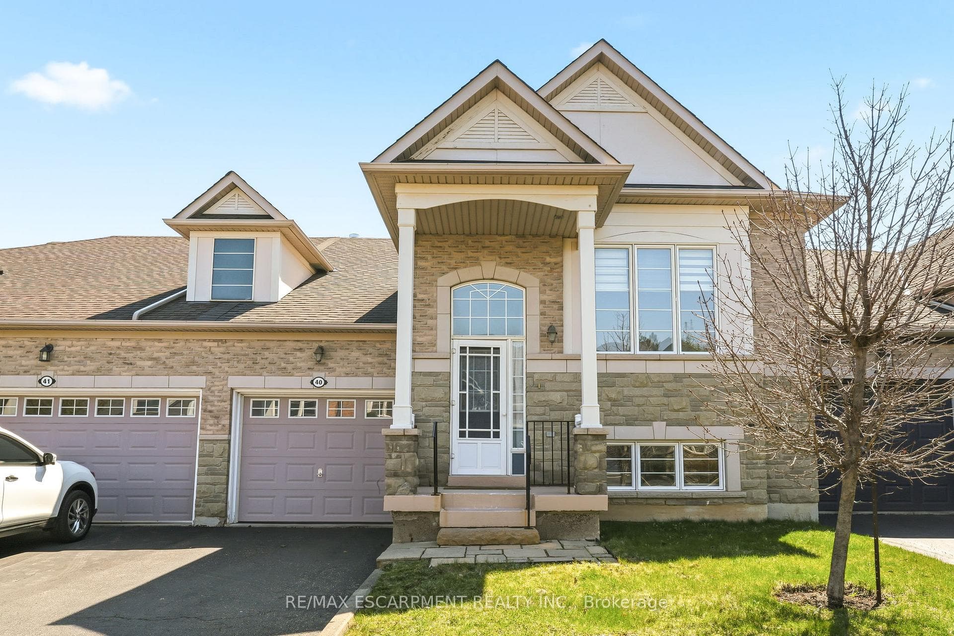 4400 MILLCROFT PARK Drive Unit 40 photo 1