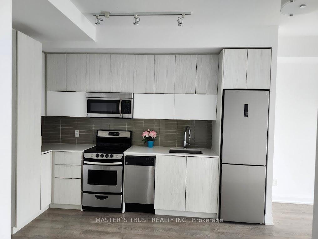 56 Annie Craig Drive Unit 4205 photo 5