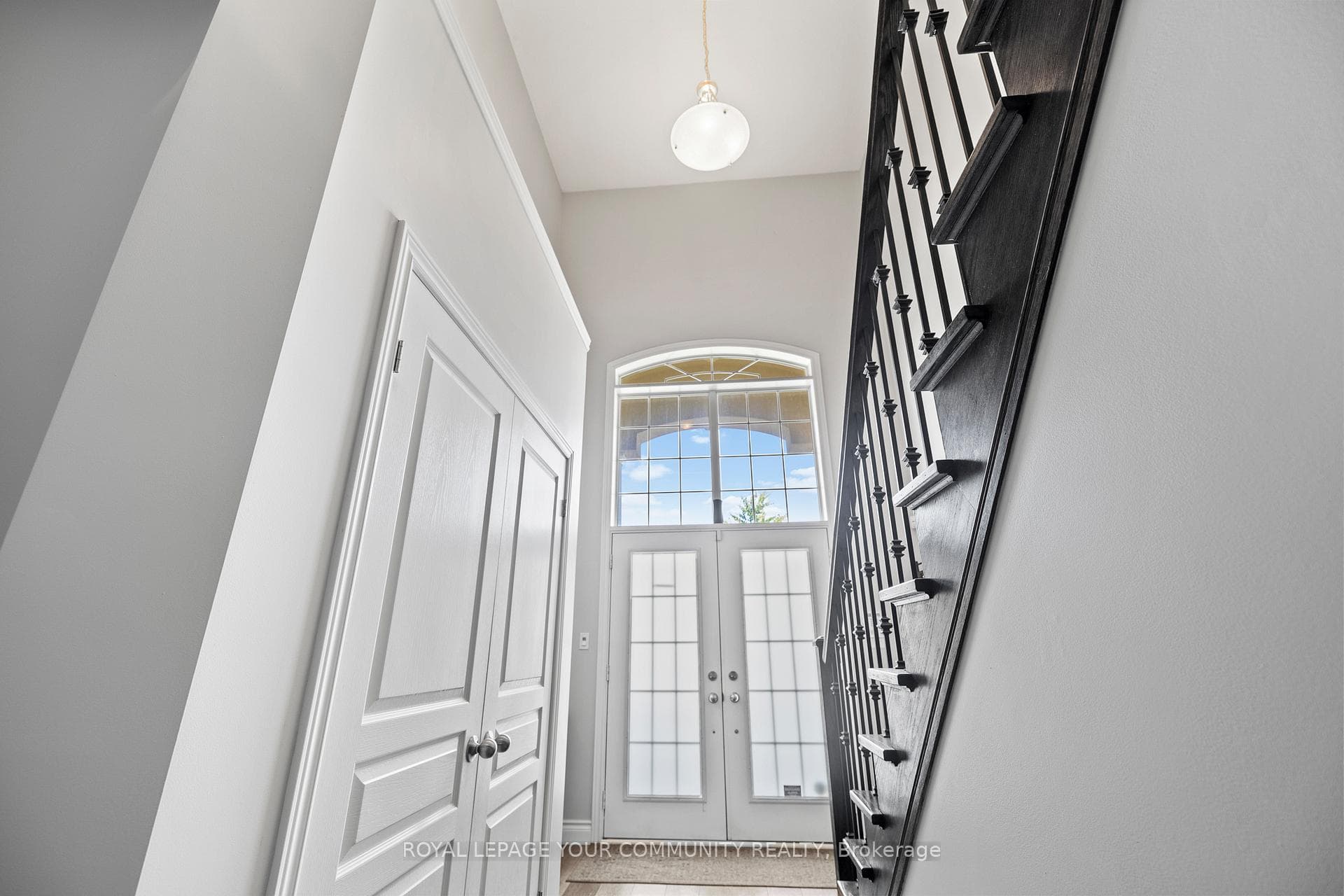115 Irwin Avenue photo 4