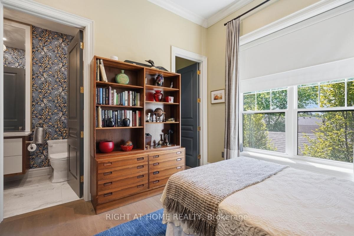 122 Wortley Road Unit 302 photo 25