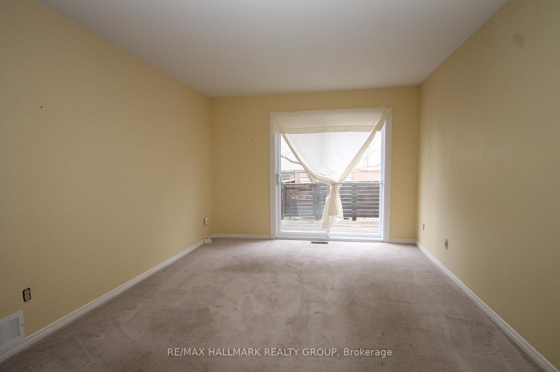204 Dunbarton Court photo 11