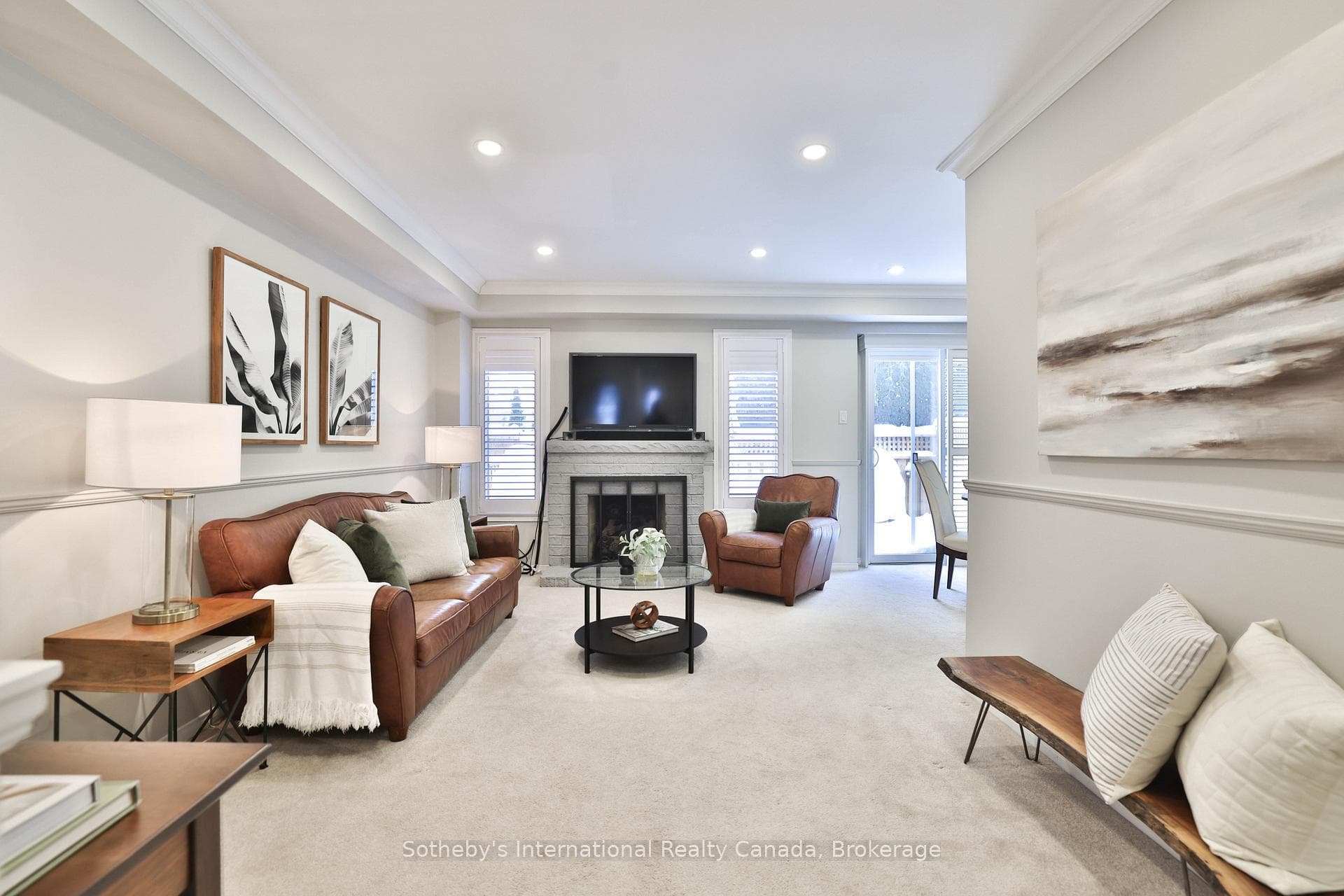 5255 Lakeshore Road Unit 7 photo 8