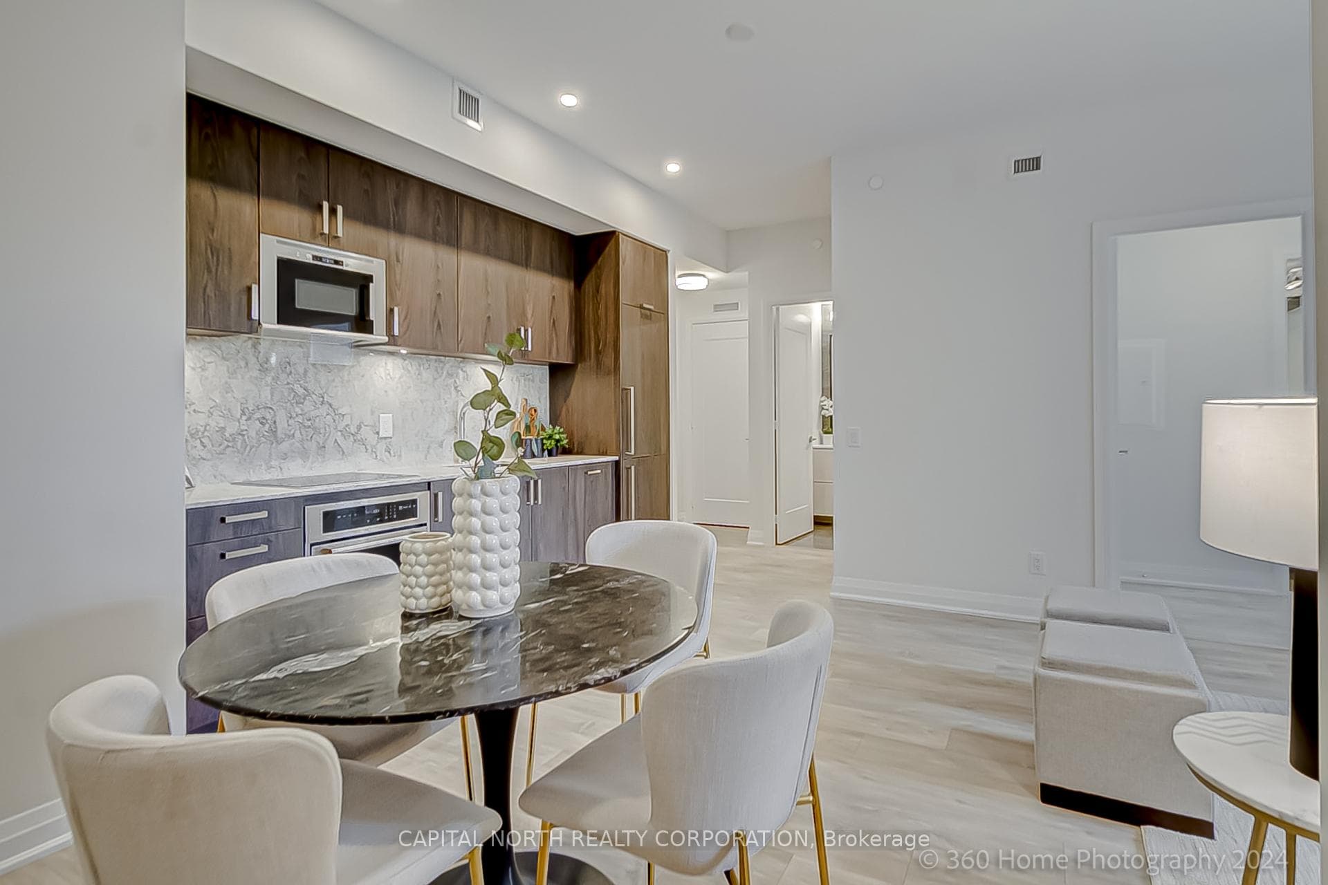 280 Howland Avenue Unit 324 photo 9