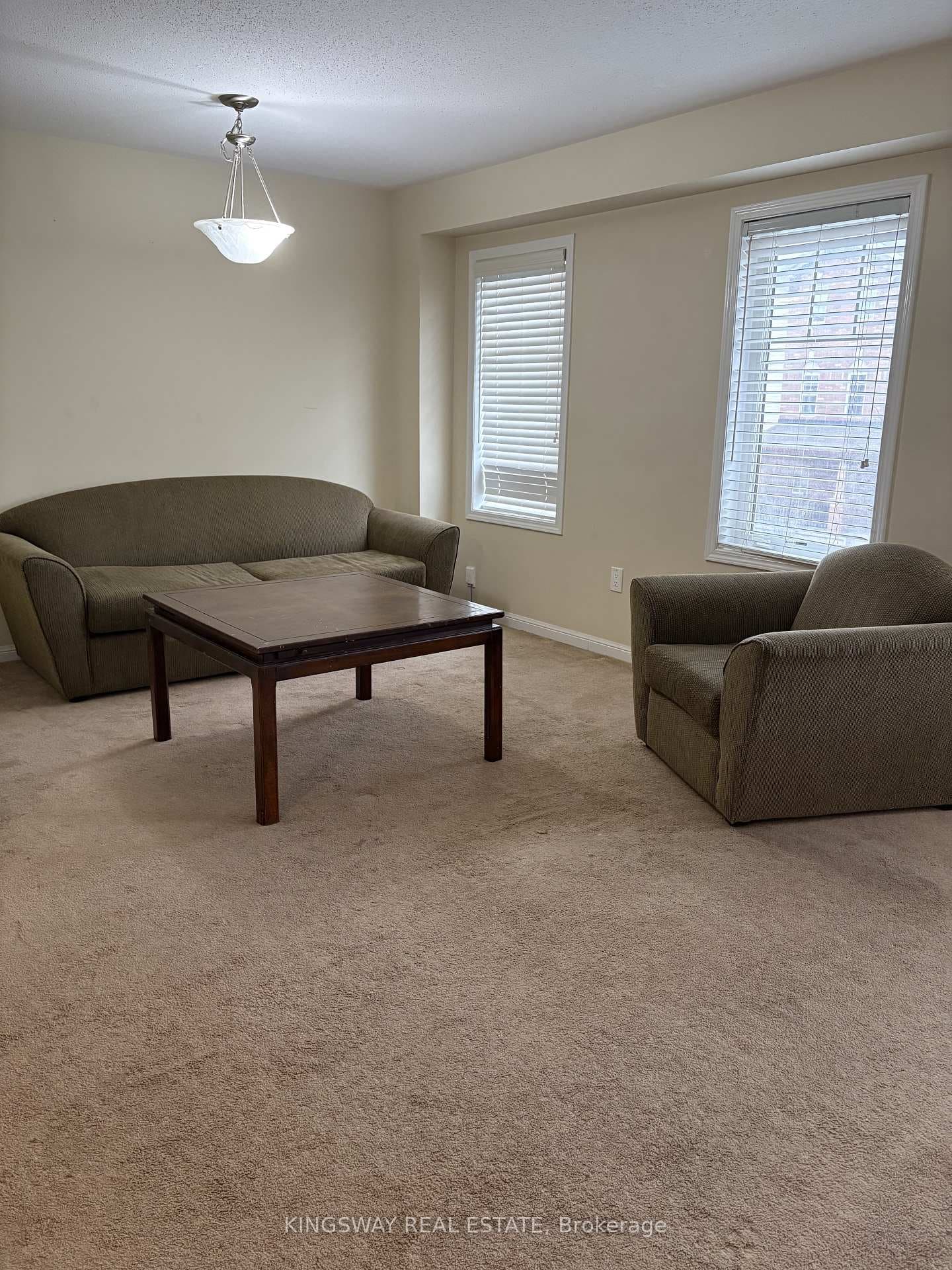 47 Ariel Road photo 6