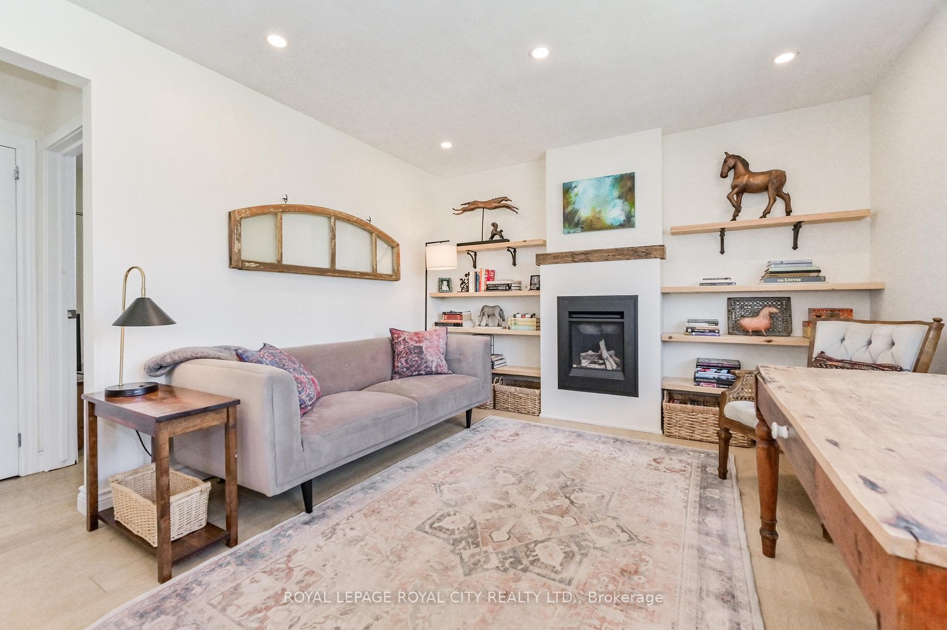 9 Churchill Crescent photo 13