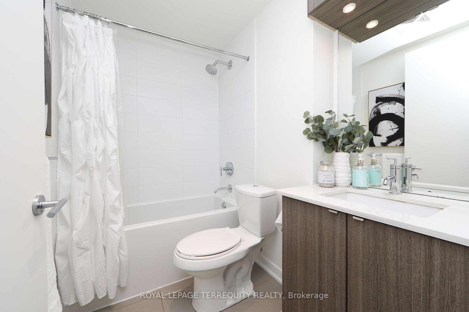 88 Colgate Avenue Unit 631 photo 16