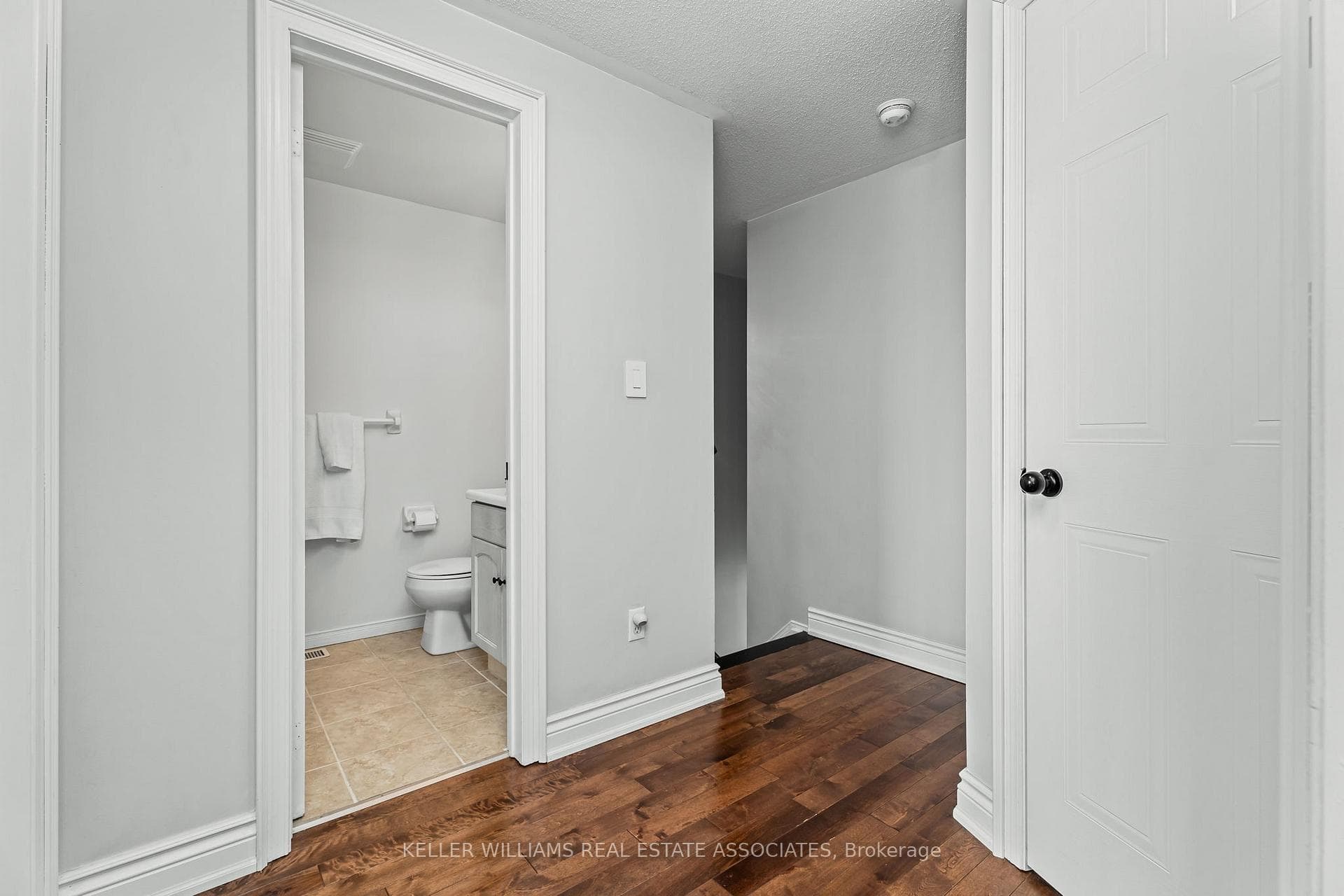 80 Ridgeway Crescent photo 16