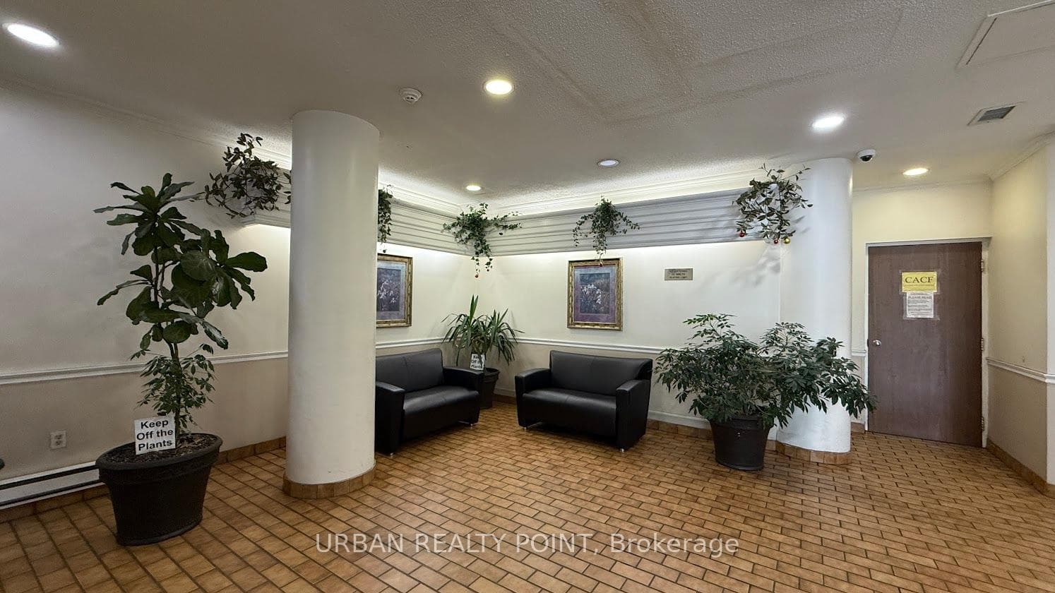 5580 Sheppard Avenue Unit 805 photo 2