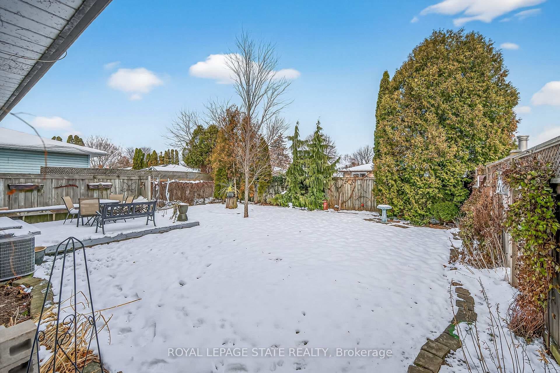 356 Cranbrook Drive photo 35