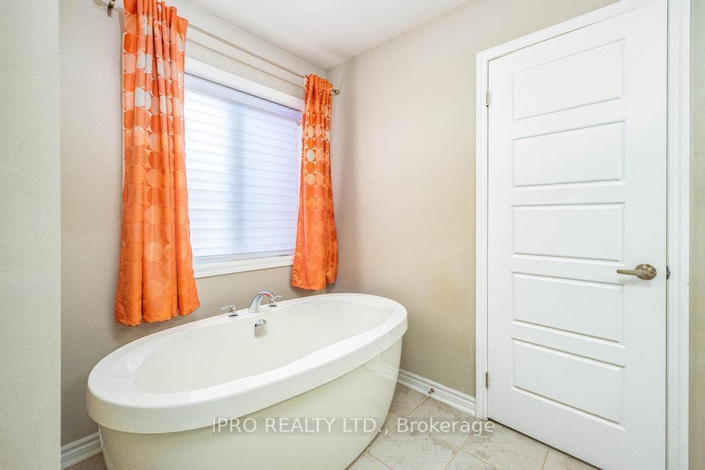 1343 Rose Way photo 25