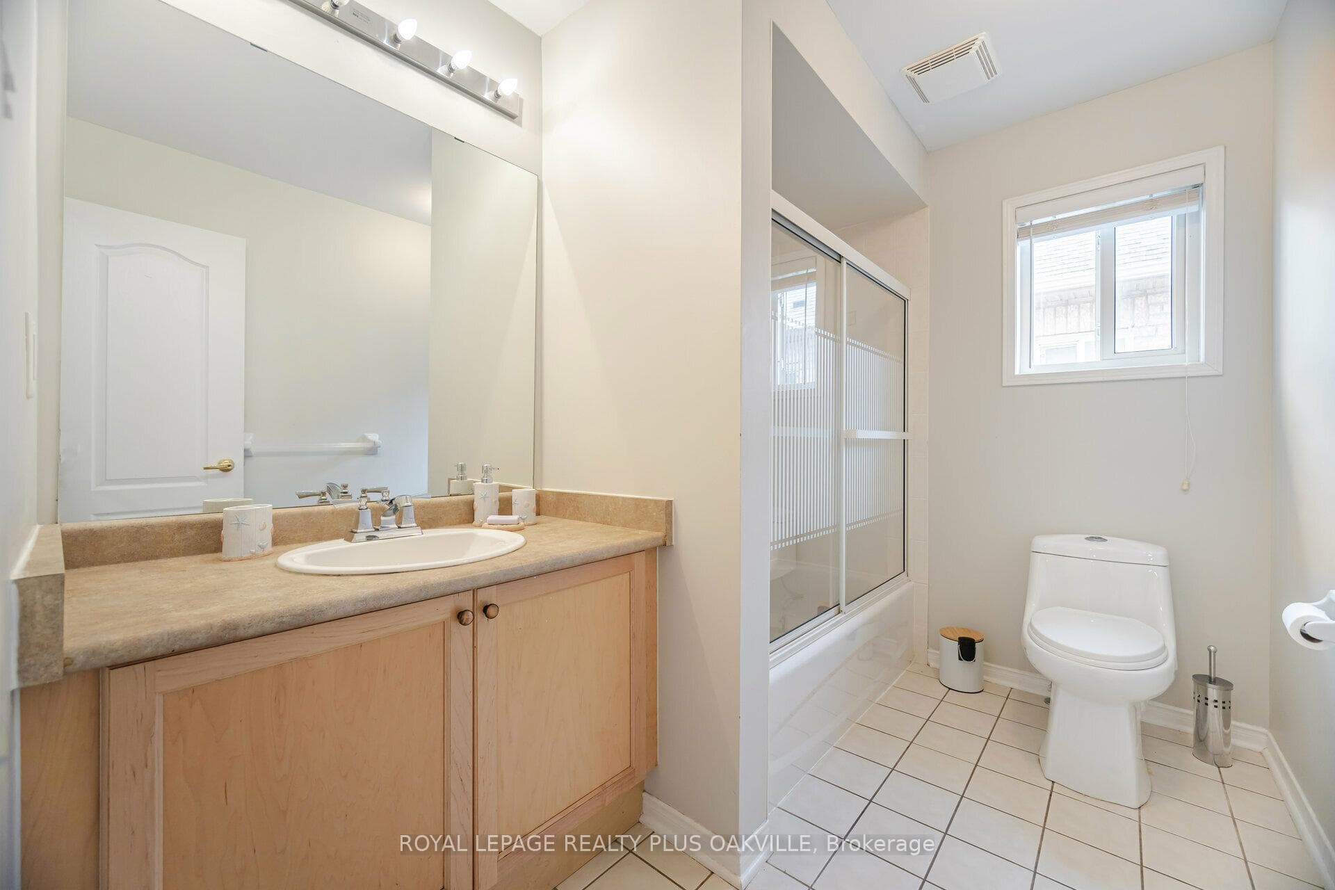 3541 Jorie Crescent photo 30