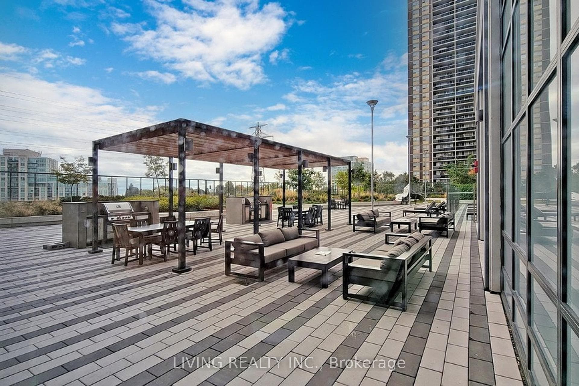 5 Mabelle Avenue Unit 1130 photo 14
