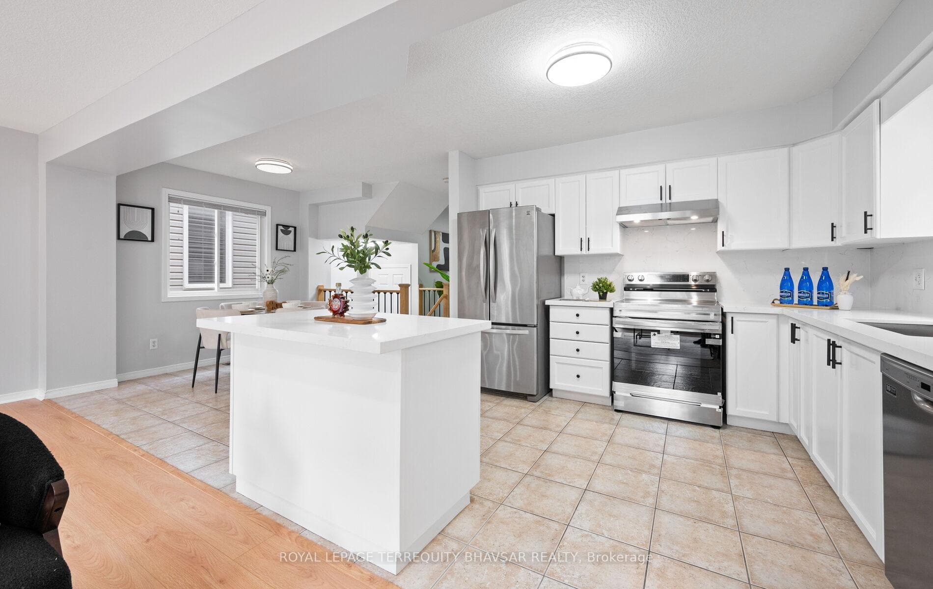 111 Parkvale Drive photo 23