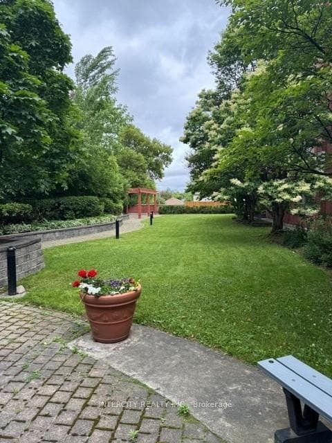 800 Sheppard Avenue Unit 209 photo 21