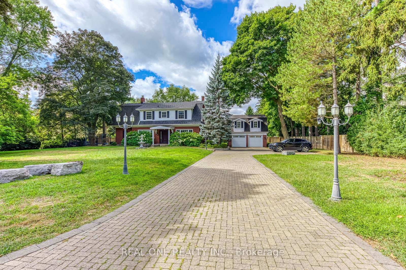 308 Morrison Road photo 1
