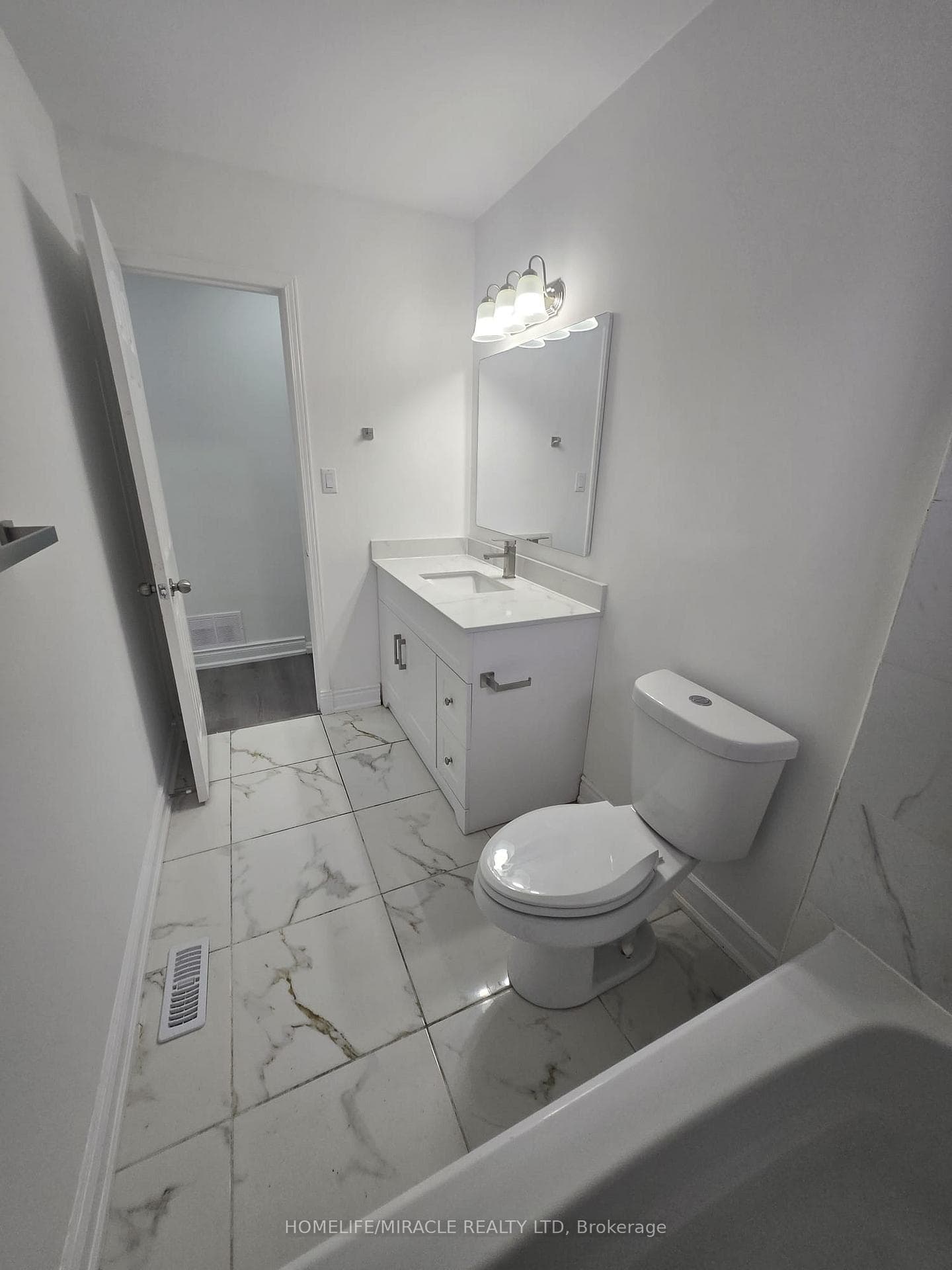 3 Sylvia Street photo 22