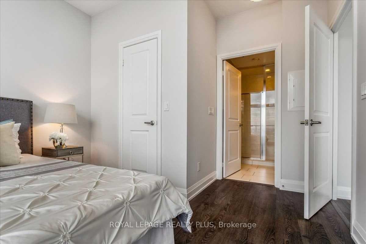 65 Speers Road Unit Ph9 photo 30