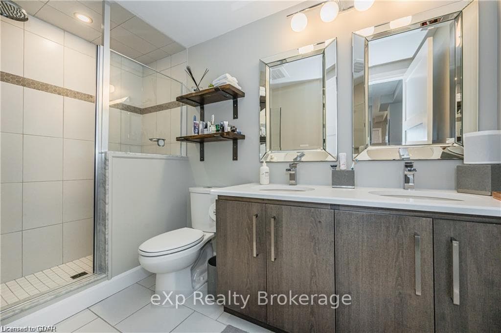 53 ARTHUR Street Unit 708 photo 13