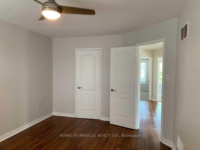 37 Mount Pleasant Avenue Unit Upper photo 28