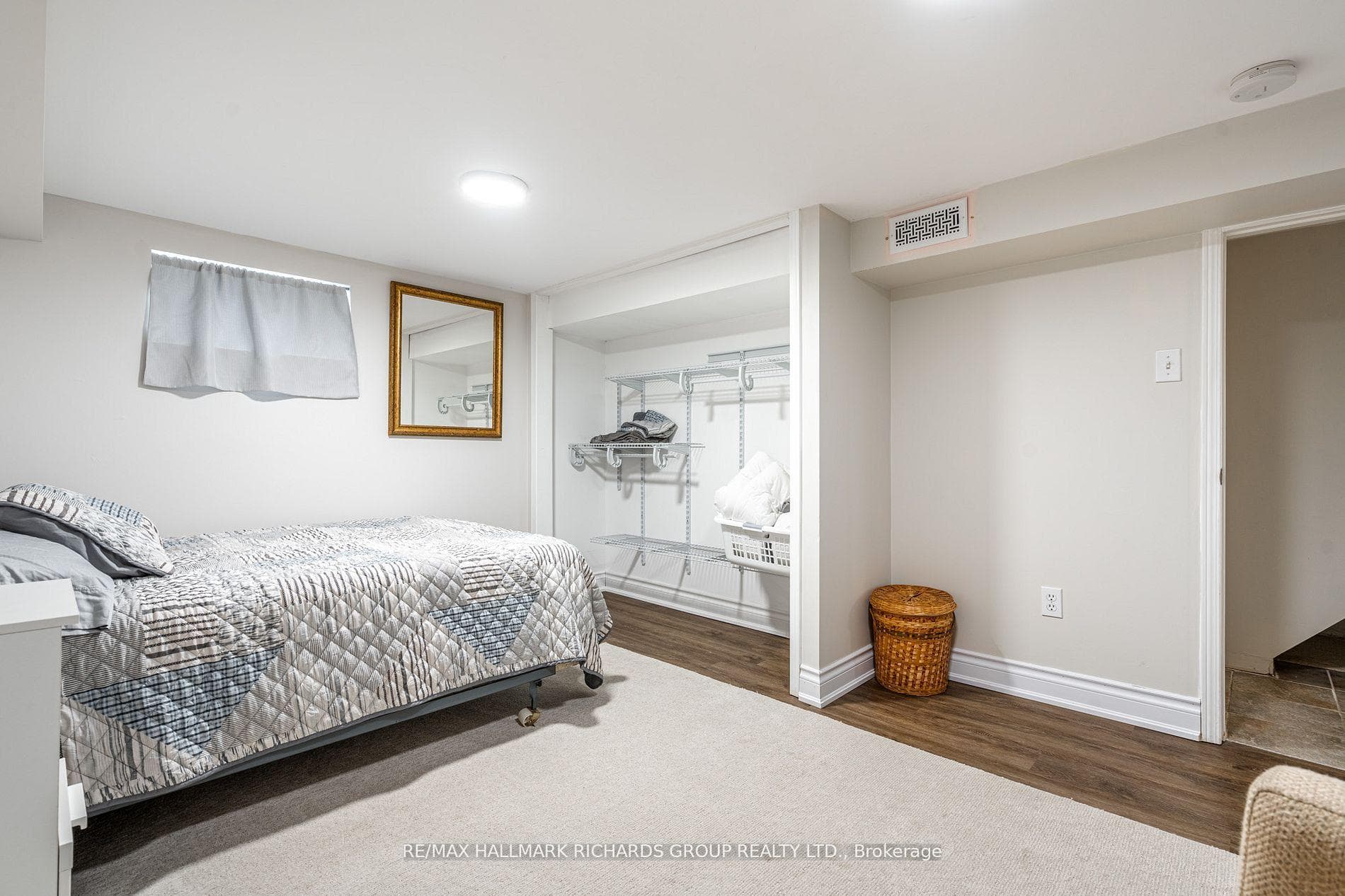 159 Bellefair Avenue Unit Lower photo 11
