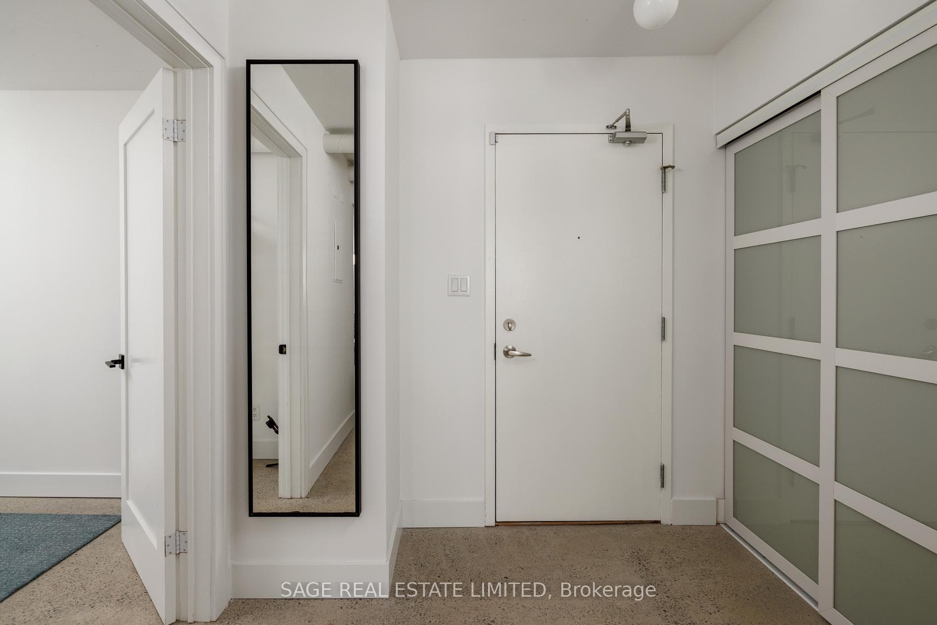 955 Queen Street Unit 103 photo 28