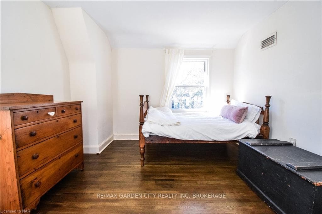 105 Glenwood Avenue photo 26