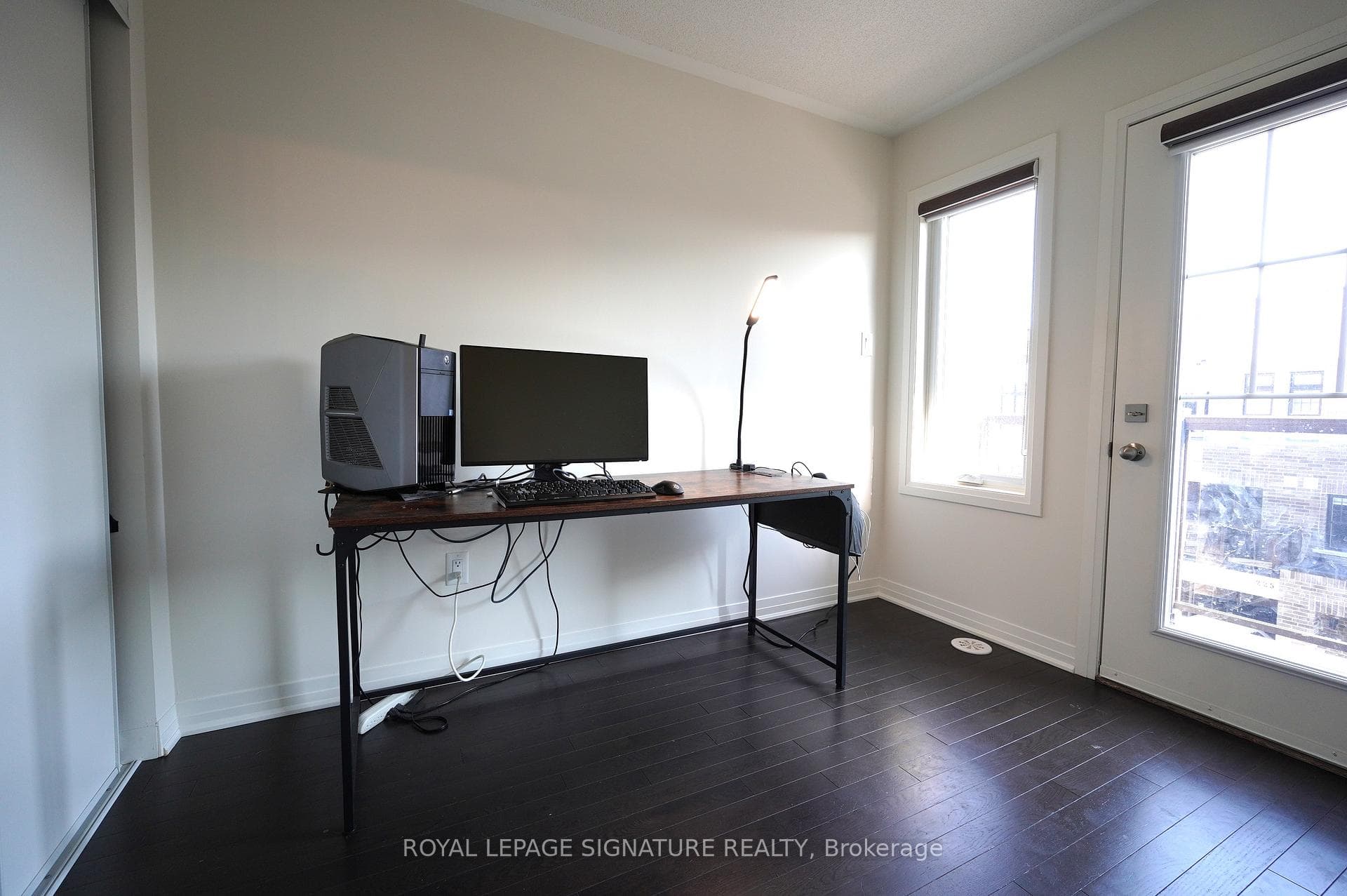 212 Lord Elgin Lane photo 25