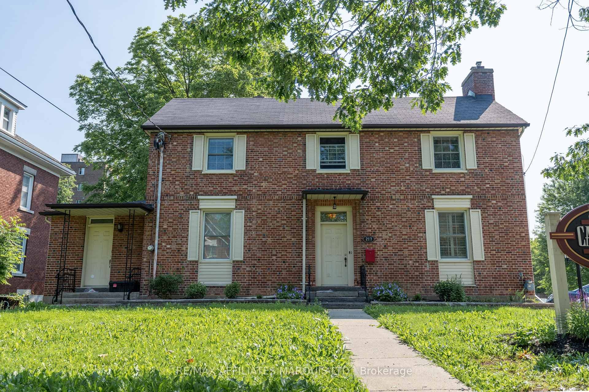 217 Adolphus Street photo 1