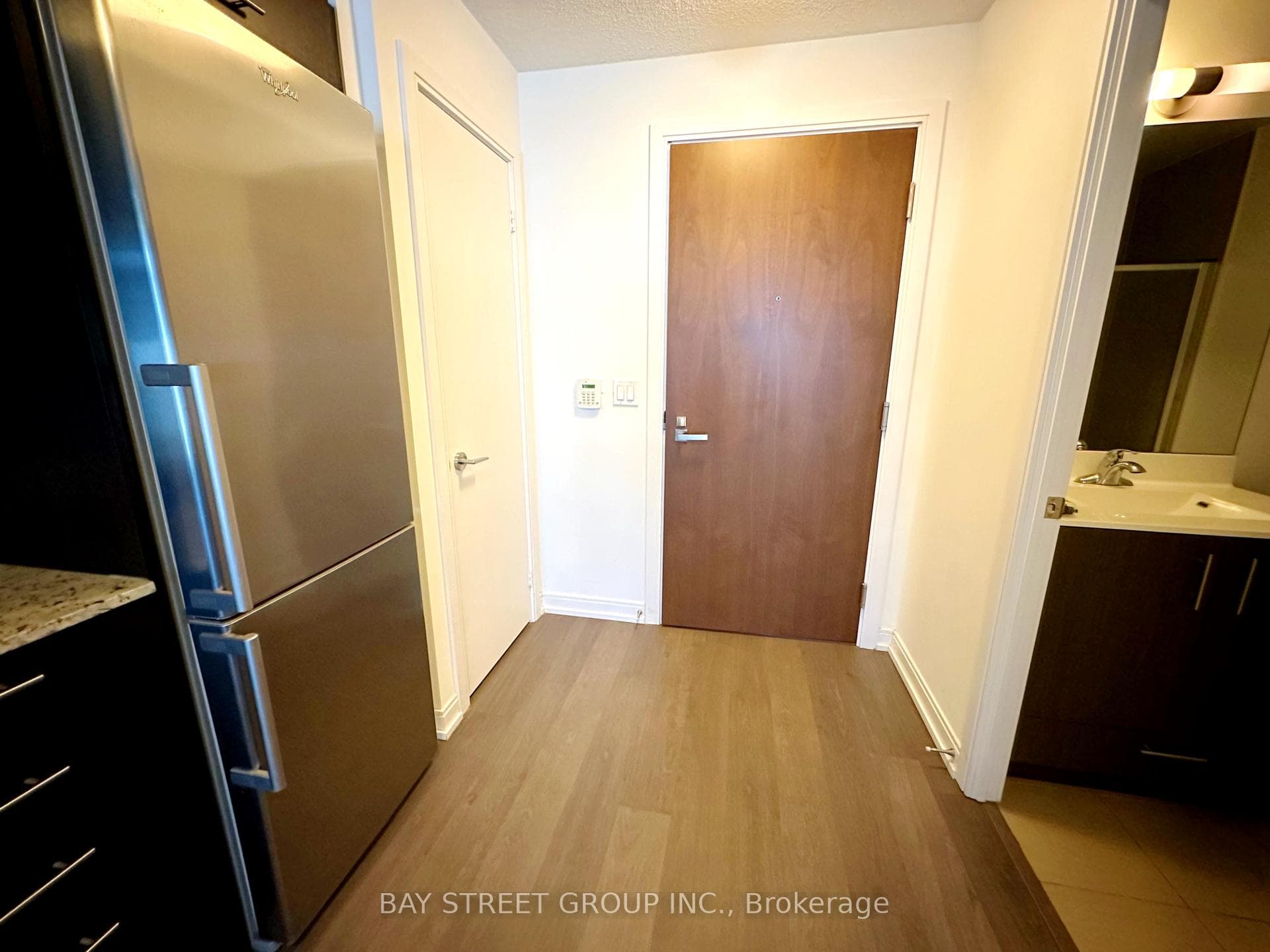 255 Village Green Square Unit 401 photo 4