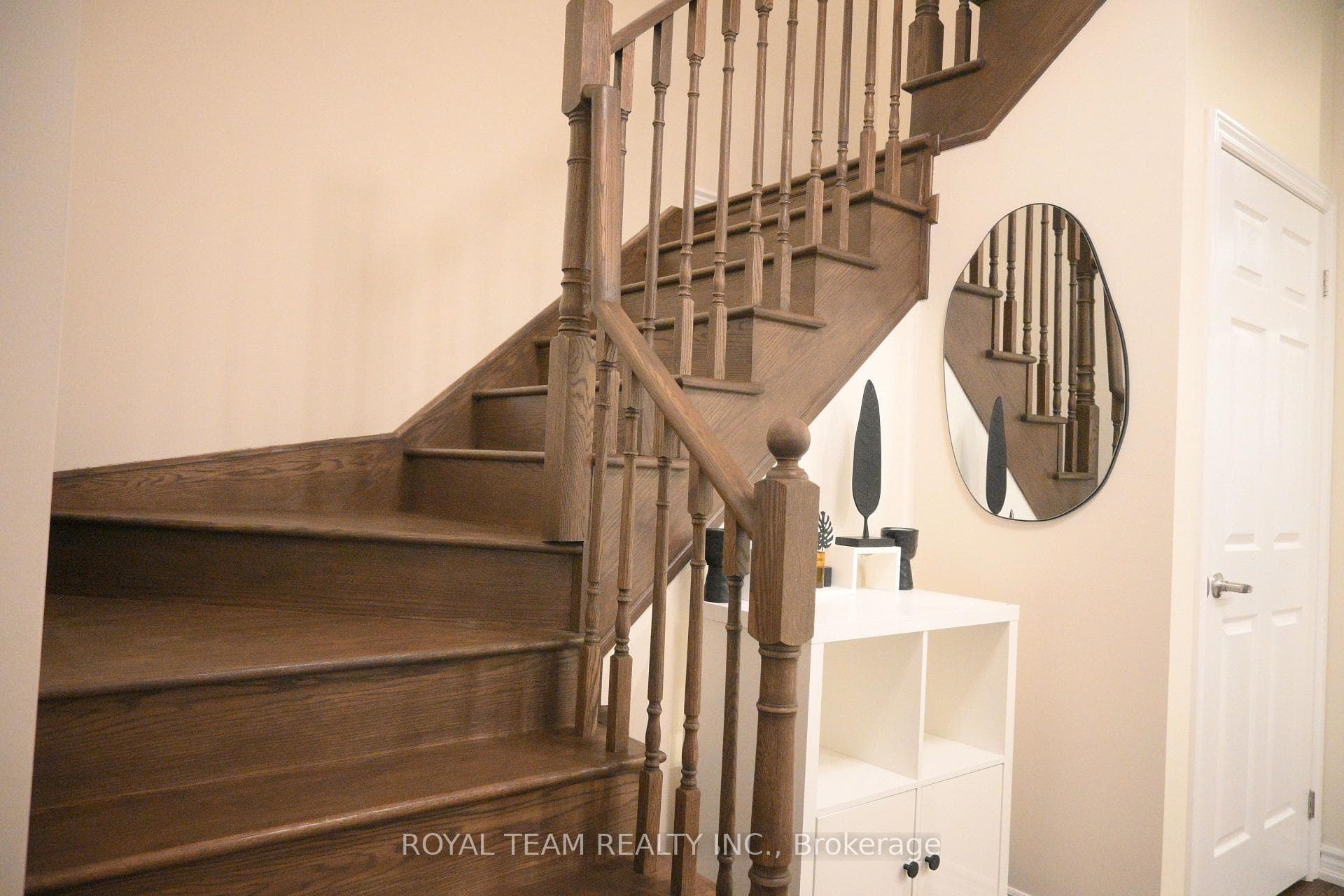450 Rita's Avenue photo 15