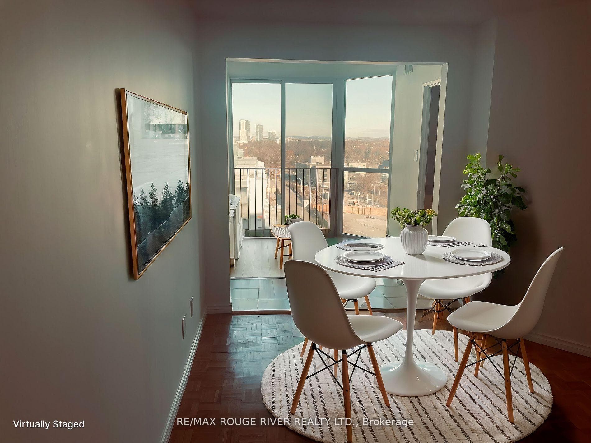 5795 Yonge Street Unit 1002 photo 4