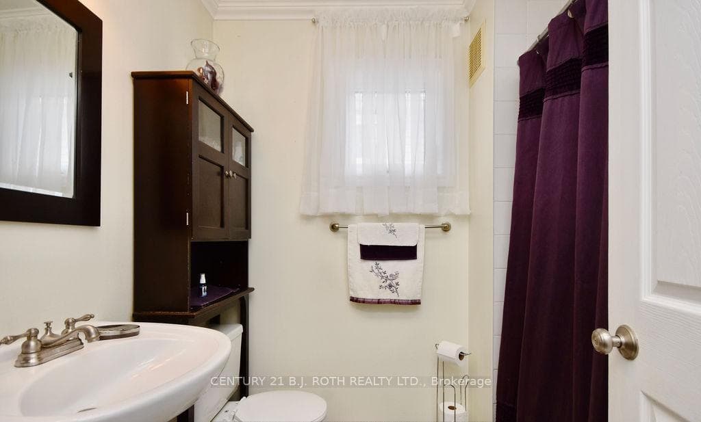 47 D'ambrosio Drive photo 10