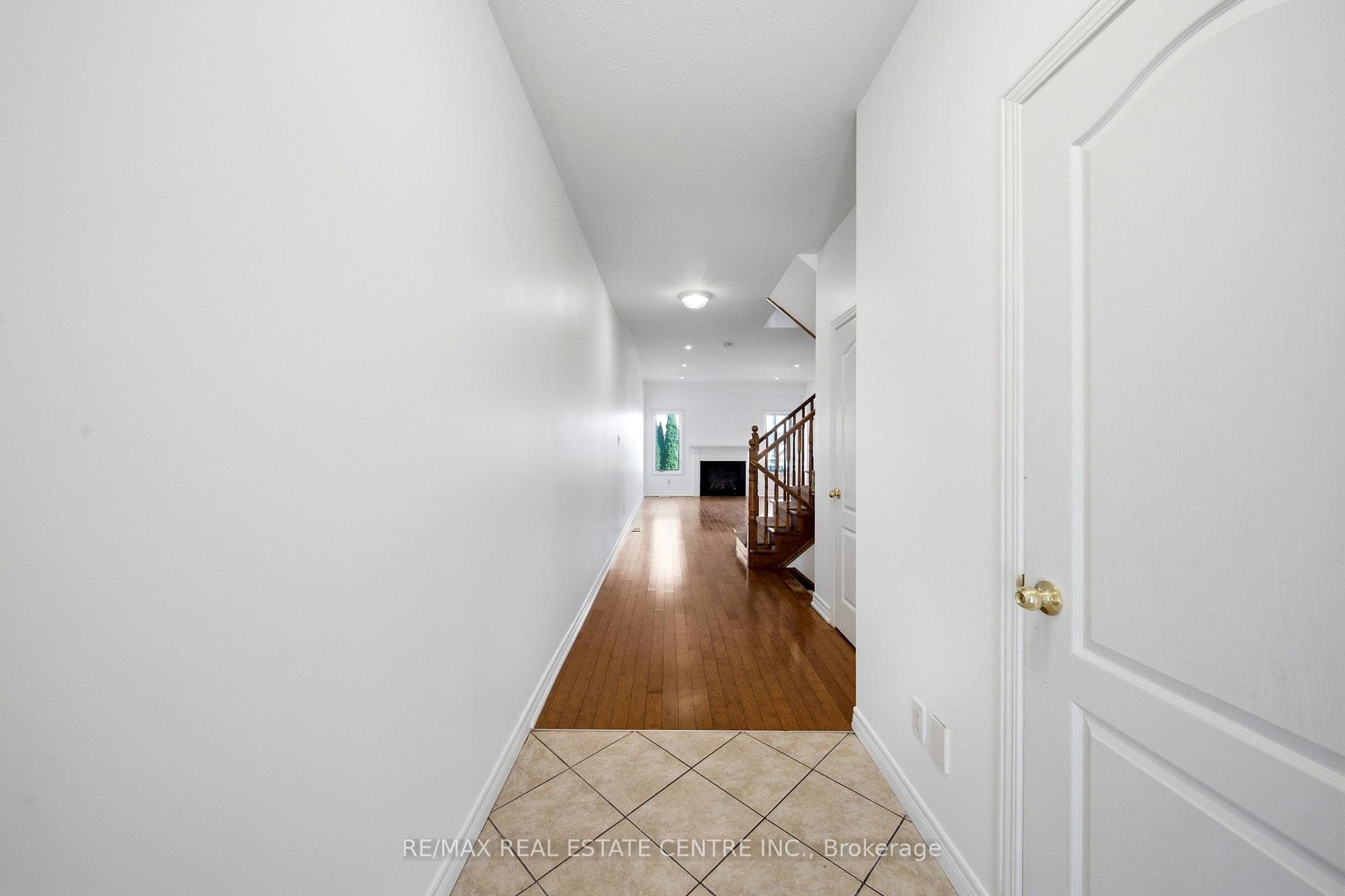441 Stonehenge Drive Unit 32 photo 12