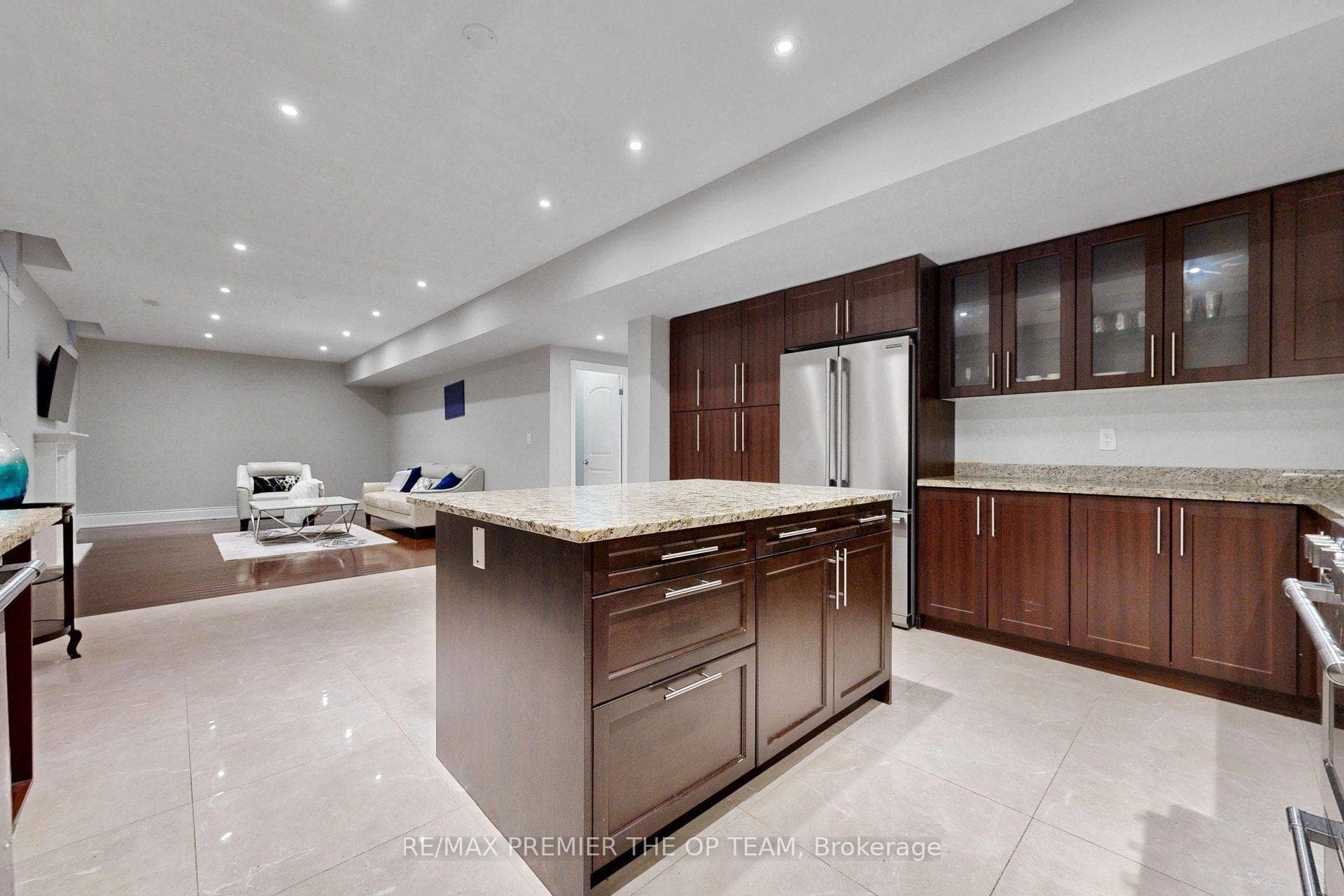 60 Chesney Crescent photo 41