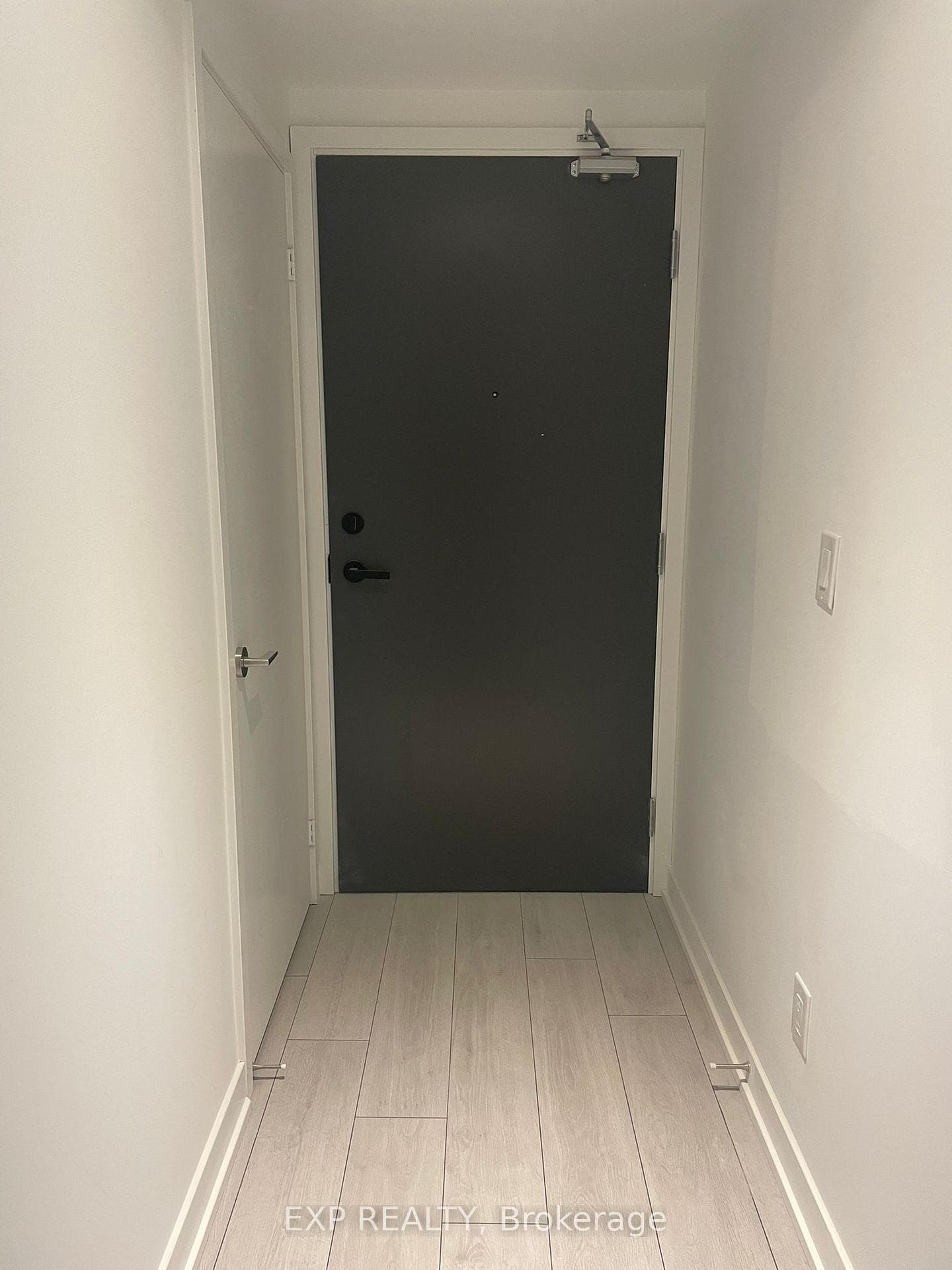 2031 Kennedy Road Unit 1722 photo 2