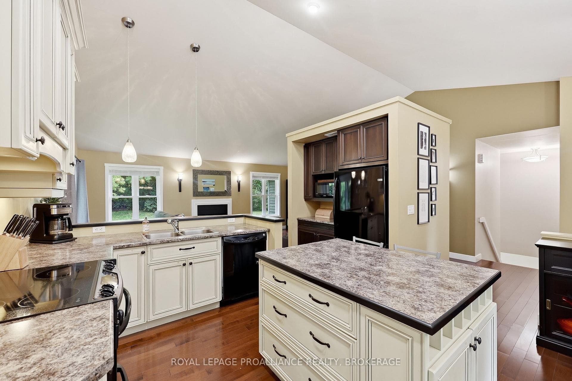 124 Park Street photo 7